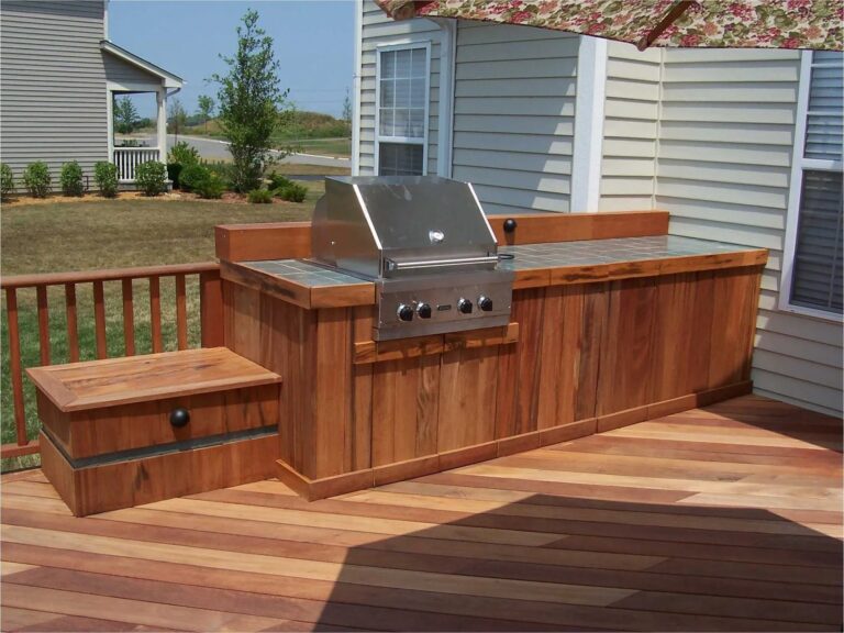 build a deck, pressure treated deck, deck contractors