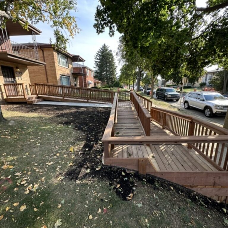 decking company in Waukesha, custom decks Waukesha WI, outdoor living contractors Waukesha